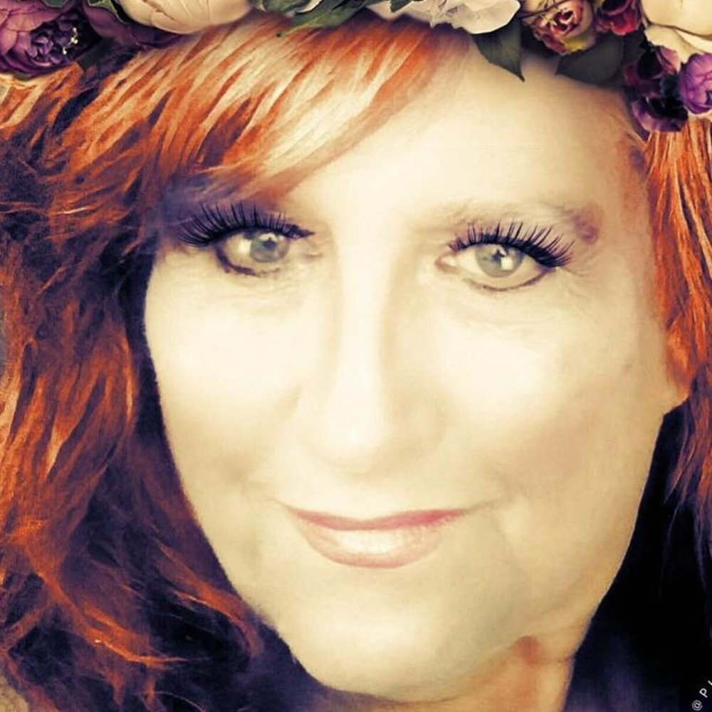 Meet your Posher, Suzanne